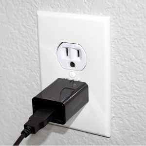 USB 2.0 Wall Charger for All High-Tech Mobile with Premium Fast USB